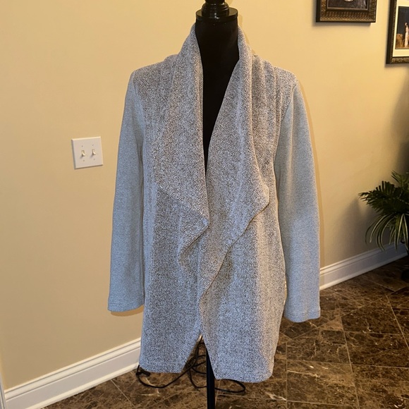 EUC DOLAN ANTHROPOLOGIE Sweater Jacket Medium - Picture 2 of 8